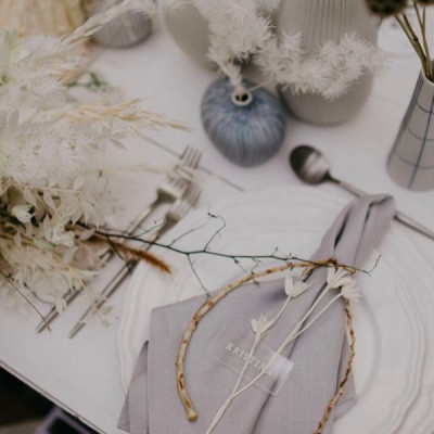 Acrlylic wedding place cards
