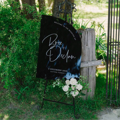Die Cut Welcome sign